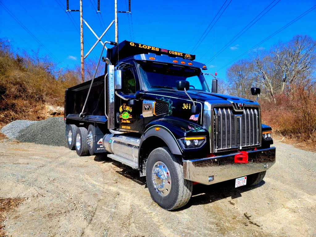 G. Lopes Dump Truck